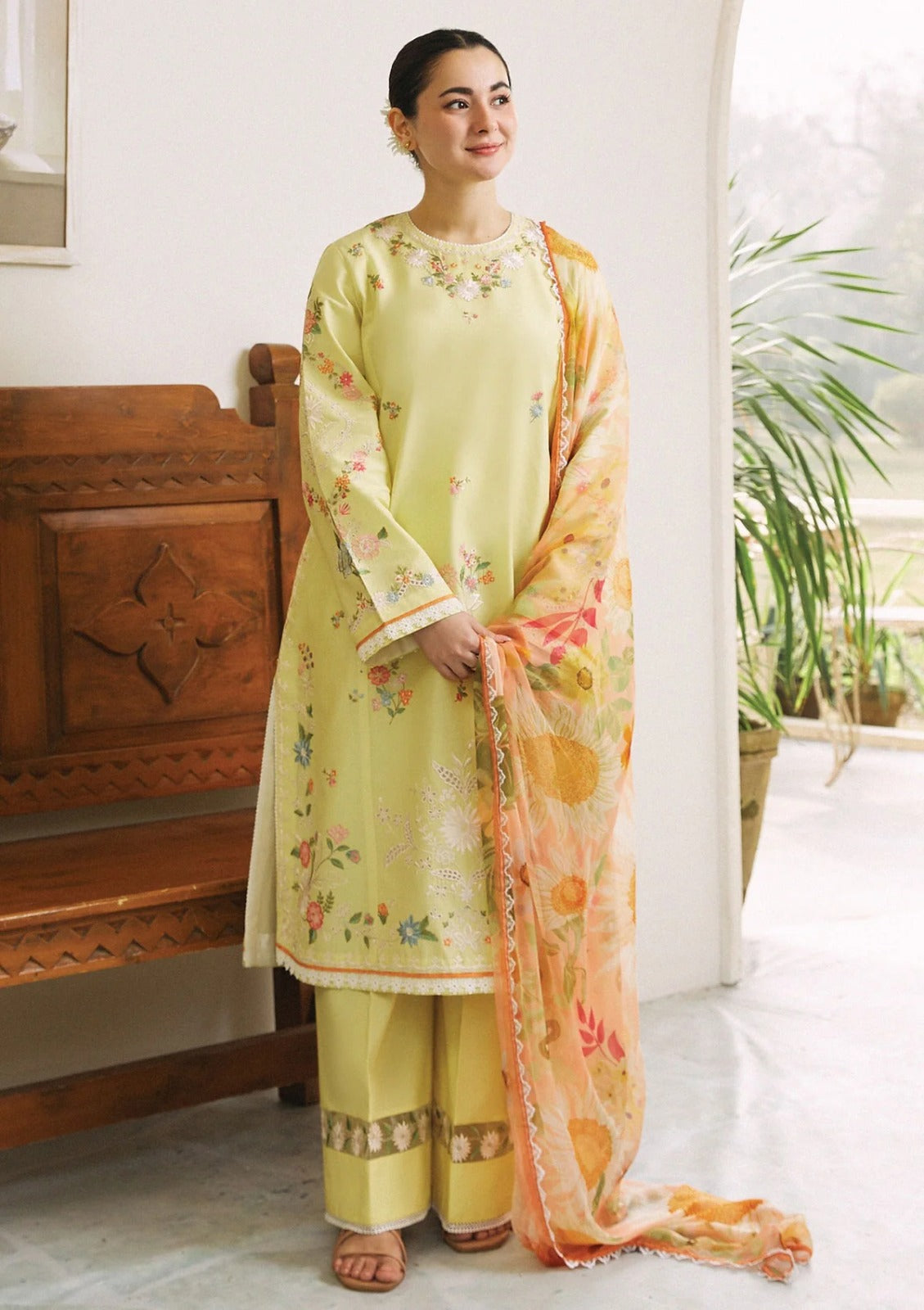Brand IDEASCOLLECTION (Embroidered lawn)