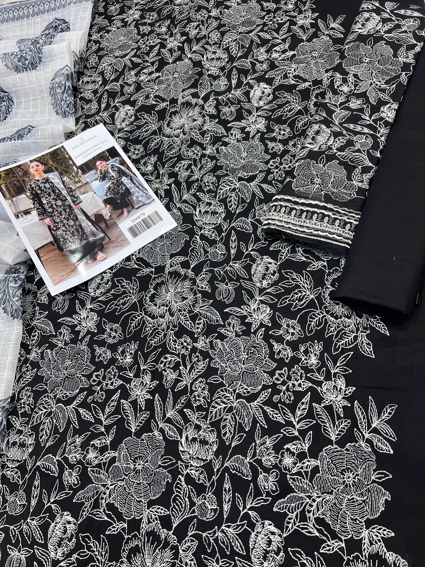 IDEASCOLLECTION Lawn with Digital Diamond Dupatta🥰♥️
