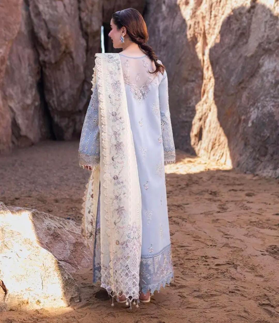 IDEASCOLLECTION cotton chikankari embroidered unstitced 3pc✓