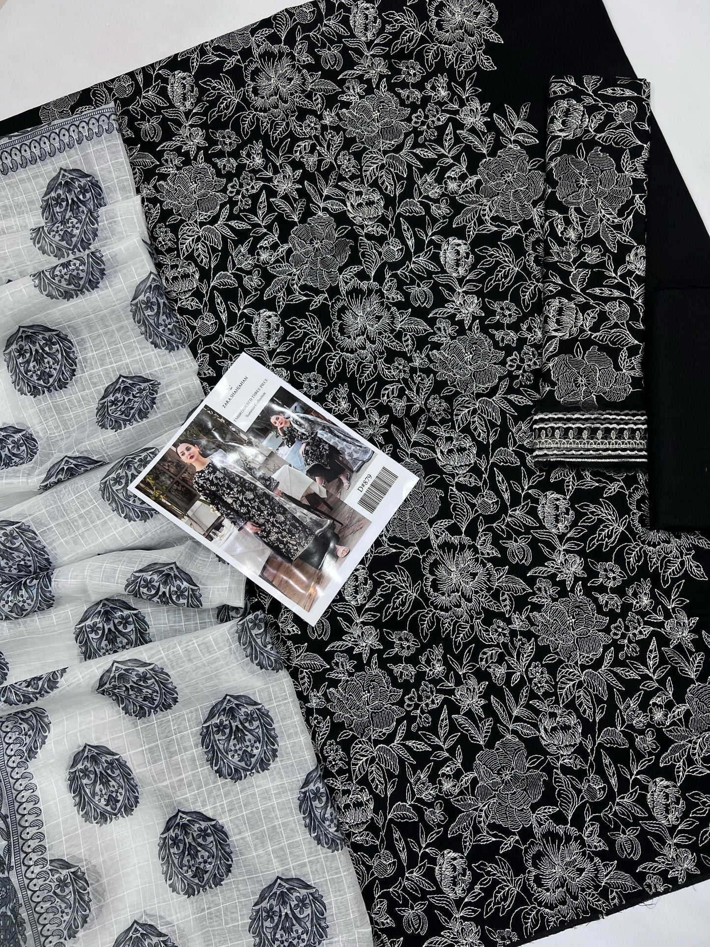 IDEASCOLLECTION Lawn with Digital Diamond Dupatta🥰♥️