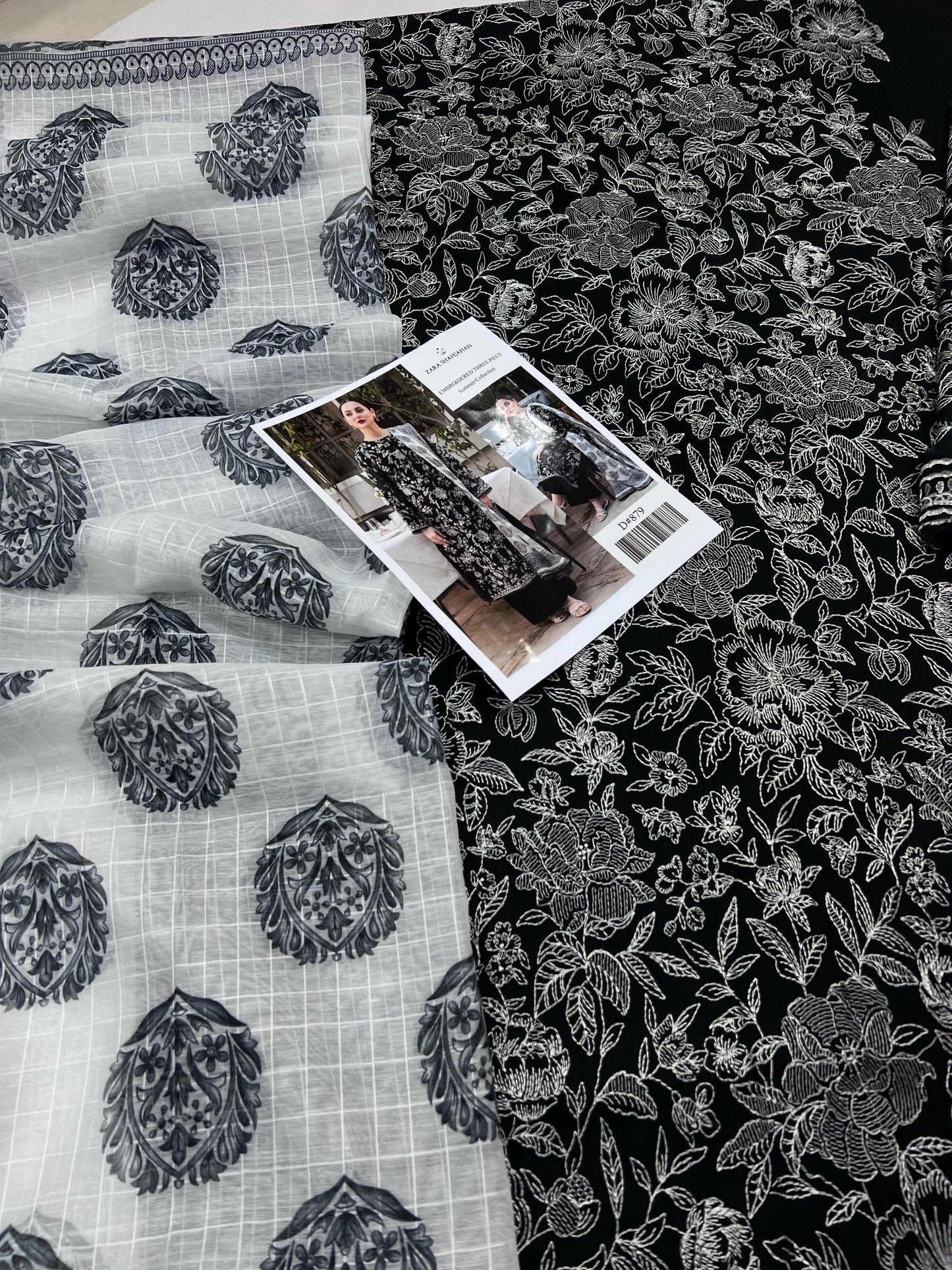 IDEASCOLLECTION Lawn with Digital Diamond Dupatta🥰♥️